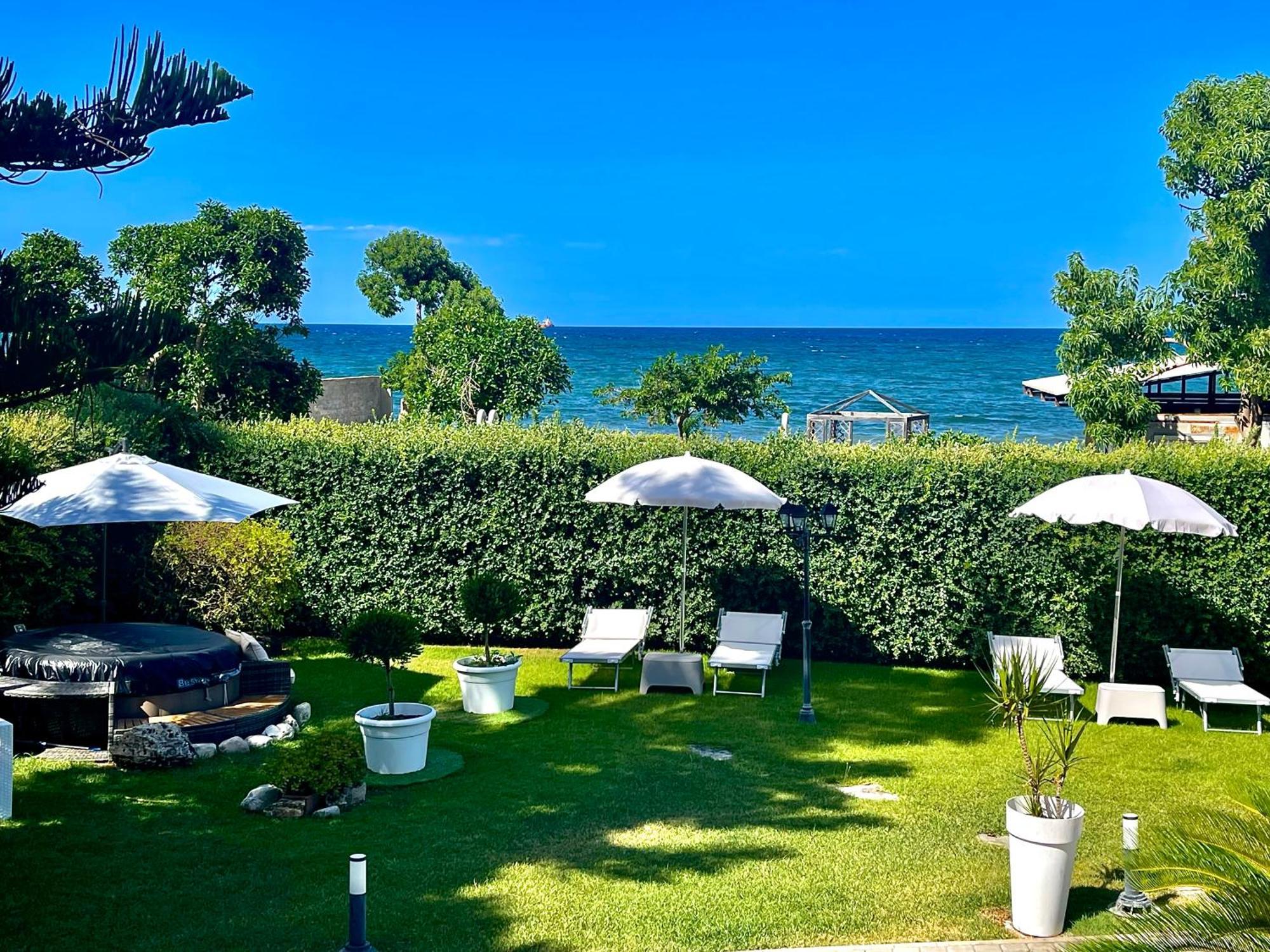 Villa Pignatelli Bari Esterno foto